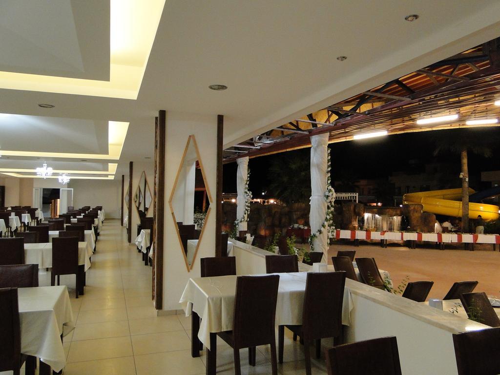 Gumus Hotel Arsuz Exterior foto